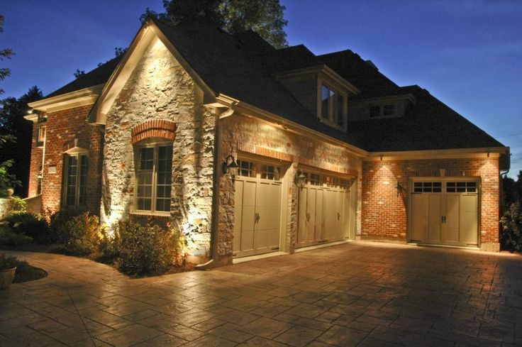 _Rockandblock_'s tweet photo. Think about the perfect lighting runway. Which bulb do you need to make this happen? 

#rockandblock #wewillrockyou #inelcajon #intemecula #gardening #yard #landscaping #socialmediamarketing #branding #instagood https://t.co/XjXr9zQRIU