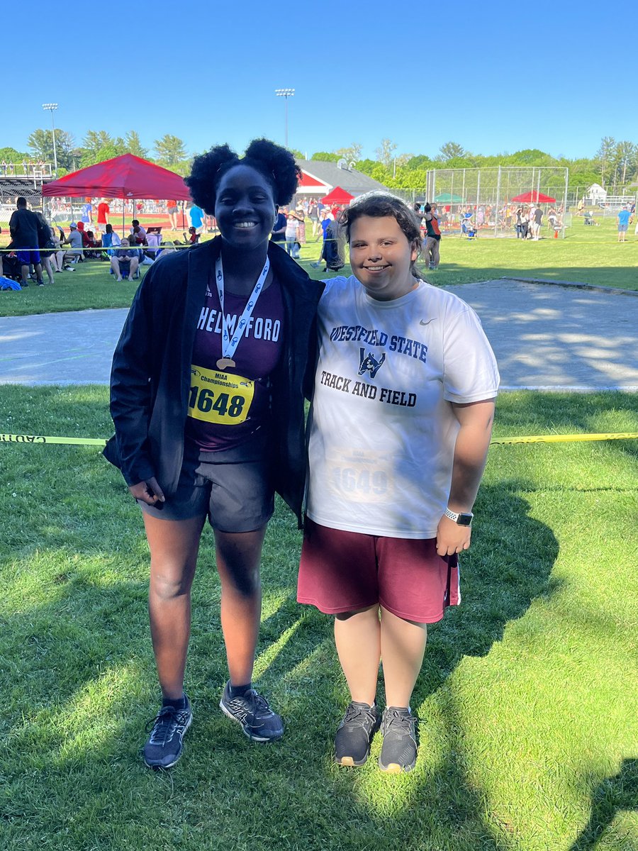 CoachGuarente's tweet photo. ANOTHER MEDAL! Congrats Nhyira on placing 7th and a big congrats to Liv for an amazing 4 years. #nofilter #throwingfar #ilovetrack https://t.co/N5KFZvW3rA