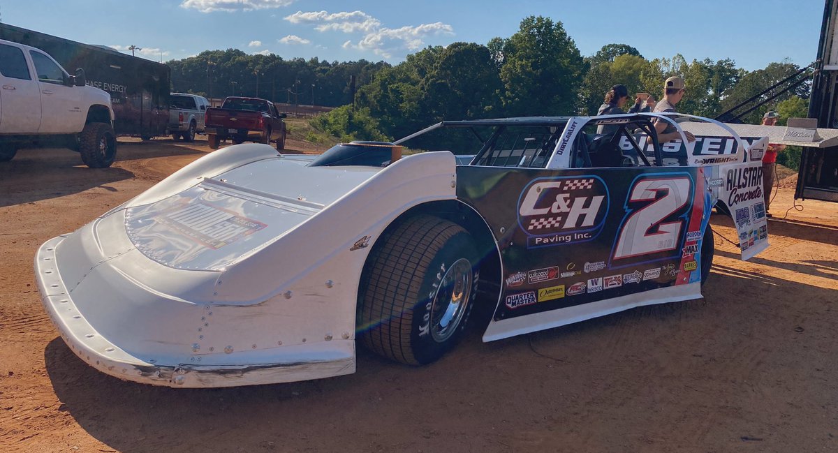 JackCofer94's tweet photo. Mooresville, NC’s @Nick_Hoffman2 is making his debut in the @bwracecars House Car tonight at @Cherokee_DirtSC.
The UMP Modified ace has teamed up with Barry Wright and has plans to run with them this season, including the @EldoraSpeedway Million.
#MikeButlerMemorial https://t.co/XngZMYT4xR