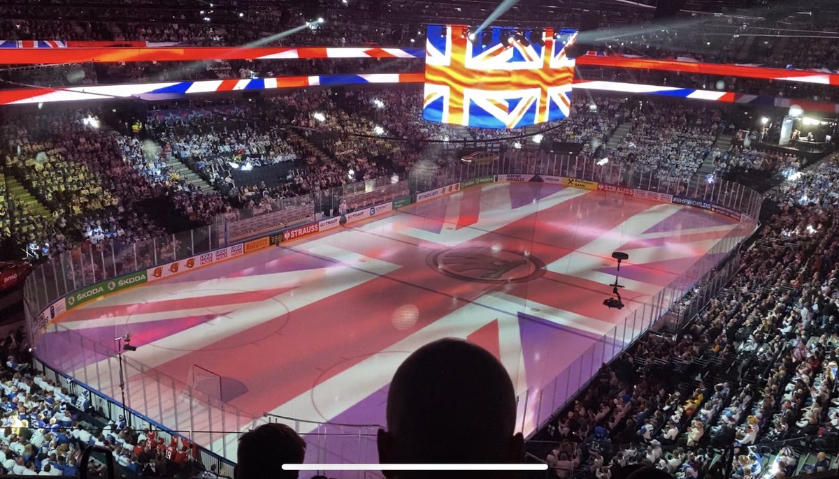 Derek Read tweet media