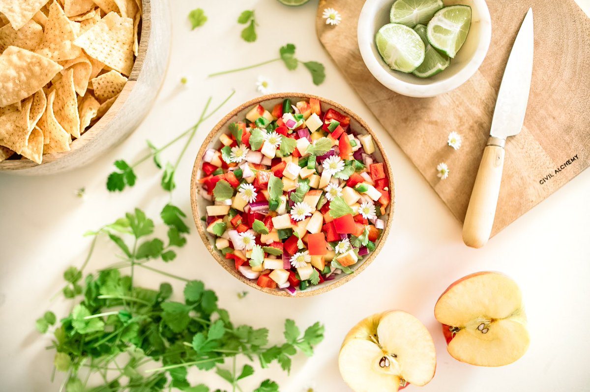 Wherever the weekend takes you, we hope a giant bowl of Apple Jalapeño Salsa is calling your name✨🍎🌶