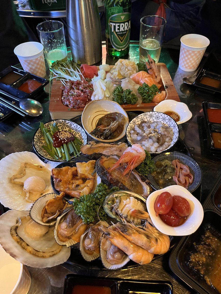 dydvkdnj11's tweet photo. 종각역 먹거리 골목에서 맛있는 회 모듬을 먹었습니다!! 밥 먹고 나서 2 차로 먹기에 딱 좋고 신선한 회와 시원한 음료수를 먹을 수 있었습니다 :)
#lazygourmetclub #legome #레고메 @LazyGourmetClub https://t.co/ESMuXMBb5E