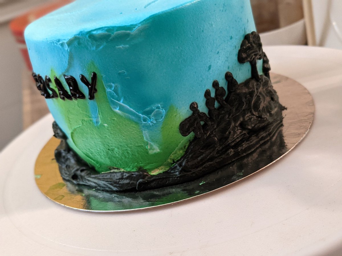 mooglecafe's tweet photo. Part of a series of cakes we hope to decorate! Based off of the title screens of the main FF series. Here we have a recreation of the Final Fantasy title screen which honors their 35th anniversary this year!

#FinalFantasy #finalfantasy35 #FF35th https://t.co/oT4cZJlWBl