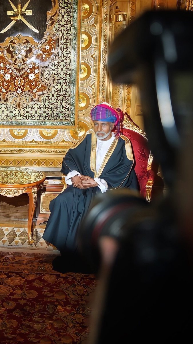 assbadi1's tweet photo. رحمك الله يا من جعلت من #عُمان الوجهة المثلى للسلام

#قابوس_بن_سعيد 
#قابوس_في_قلوبنا 
#أعز_الرجال_وأنقاهم https://t.co/9EfMSezGQ5