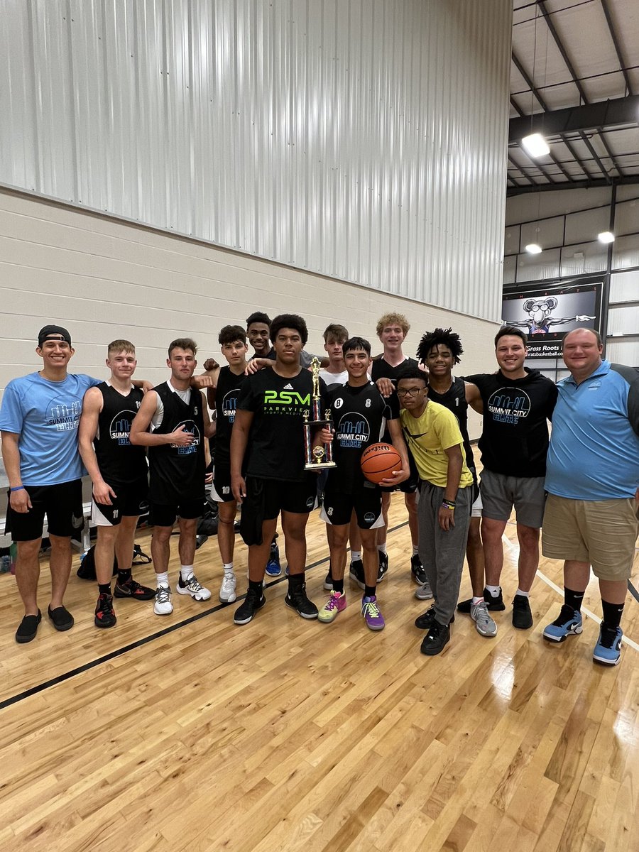 Summit City Elite (@elitesummit) on Twitter photo SCE 2023 wins the Gold Championship at Memorial Day Run N Slam with win over Nova Village 68-48.
<a href="/HunterKline/">Hunter Kline</a> 21pts
<a href="/BradyYoder/">Brady yoder</a> 18pts
<a href="/ballhard006/">Monte Smith Jr</a> 18pts
Team finishes 24-6 in spring session. SCE 2023 wins the Gold Championship at Memorial Day Run N Slam with win over Nova Village 68-48.
<a href="/HunterKline/">Hunter Kline</a> 21pts
<a href="/BradyYoder/">Brady yoder</a> 18pts
<a href="/ballhard006/">Monte Smith Jr</a> 18pts
Team finishes 24-6 in spring session.