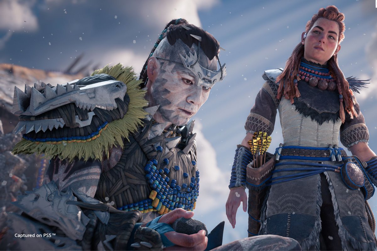verge's tweet photo. PlayStation keeps pushing into TV and film with a Horizon Zero Dawn Netflix series https://t.co/QJJGraV2SA https://t.co/NIlePRetjL