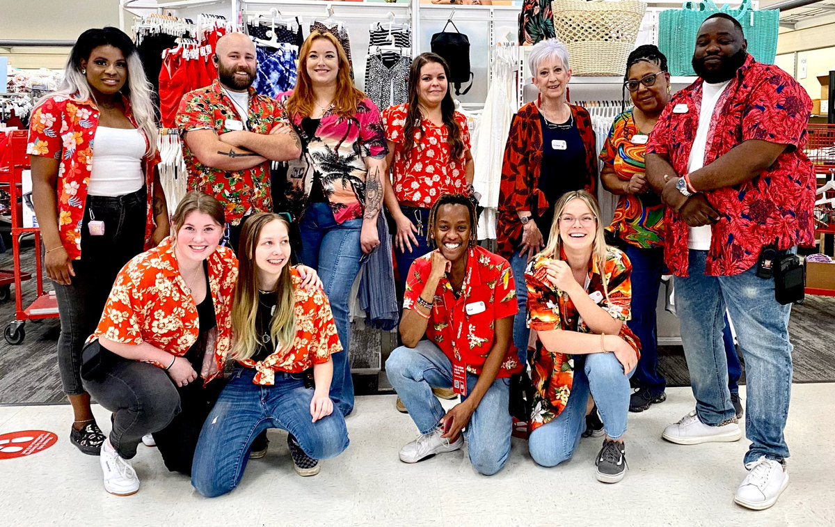KahlNichole's tweet image. This weekend has been out of this world!! 

Our guests are loving our new styles and looks and our comps are there to prove it!! Swim alone was out of this world with comping 50% !!!!

Look out world because we’re on fire here on #TheHill #TropicLikeItsHot