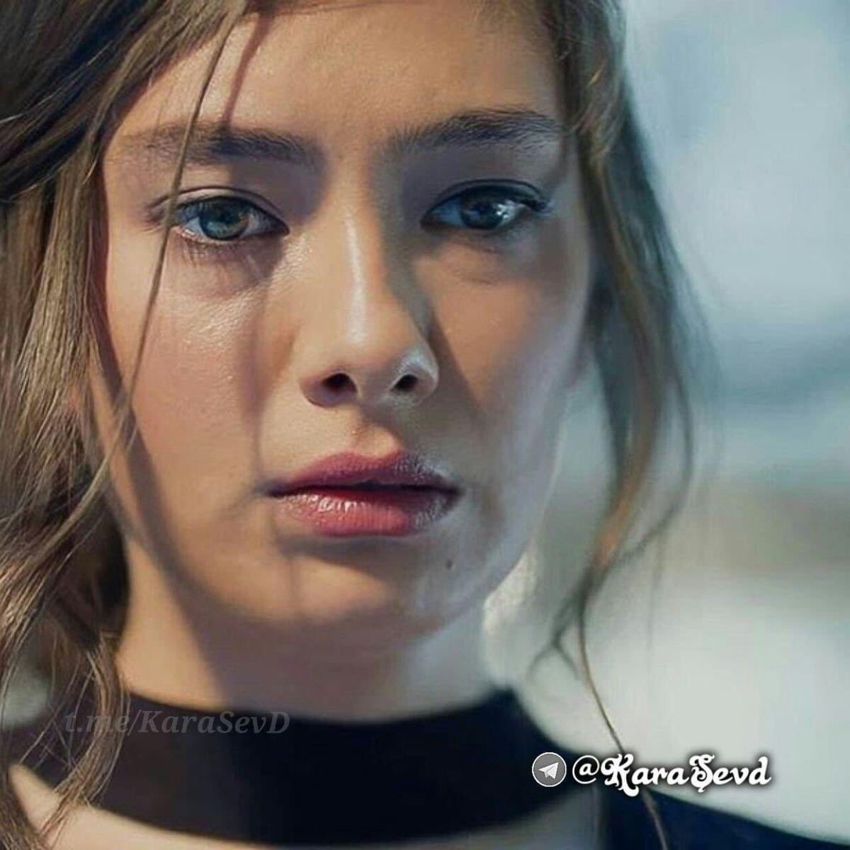 "يعز علي إغلاق الباب الذي تمنيت أن يظل مفتوحا، لكنني تأذيت."