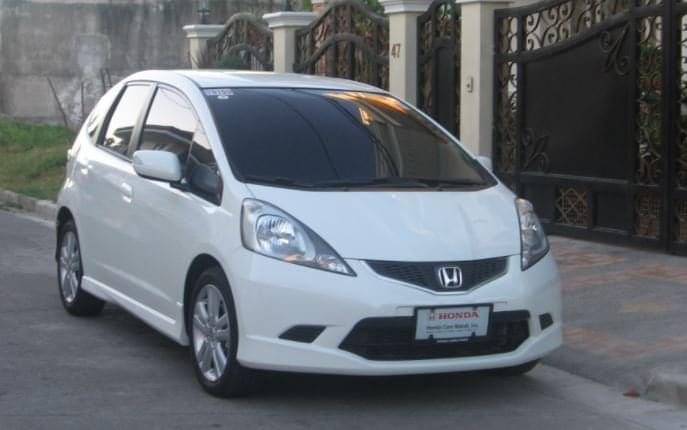 First On Scene Media (@firstonscenemed) on Twitter photo SEARCH FOR STOLEN CAR WITH CHILD INSIDE | <a href="/SAPoliceNews/">South Australia Police</a> are currently searching for a 2009 Honda Jazz Reg No. S619-AXE after it was stolen from a parent on Fourth Avenue at #Klemzig around 7:45am and was last seen heading towards Windsor Grove. Please call 131444 or Triple 000. SEARCH FOR STOLEN CAR WITH CHILD INSIDE | <a href="/SAPoliceNews/">South Australia Police</a> are currently searching for a 2009 Honda Jazz Reg No. S619-AXE after it was stolen from a parent on Fourth Avenue at #Klemzig around 7:45am and was last seen heading towards Windsor Grove. Please call 131444 or Triple 000.