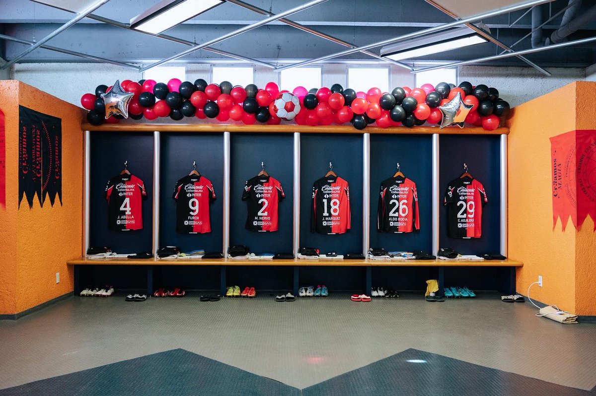AtlasFC's tweet photo. Con la fe intacta y la ilusión a tope 🙌

Vamos por el Bi!!! ❤️🖤

#Cr3amos https://t.co/u62men6q9J