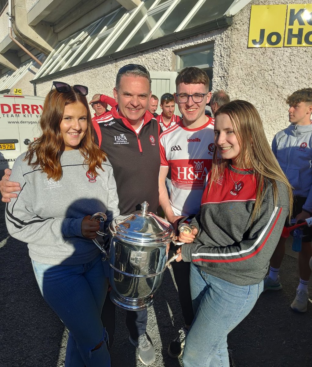 ConorNicholl's tweet photo. 🇦🇹Ulster Champions 2022 🇦🇹
Comhghairdeas @Doiregaa 👏🏻
#OakleafCounty 🇦🇹 https://t.co/zACcZSgJUw