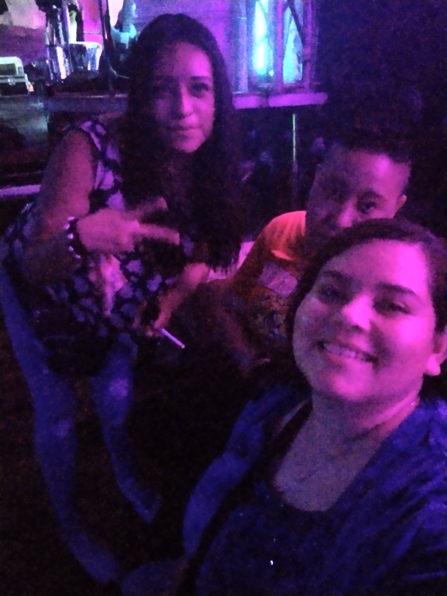 Arlette69825339's tweet photo. 😍♥️ mi bombón y mi amiguis https://t.co/4BoBkh39gN