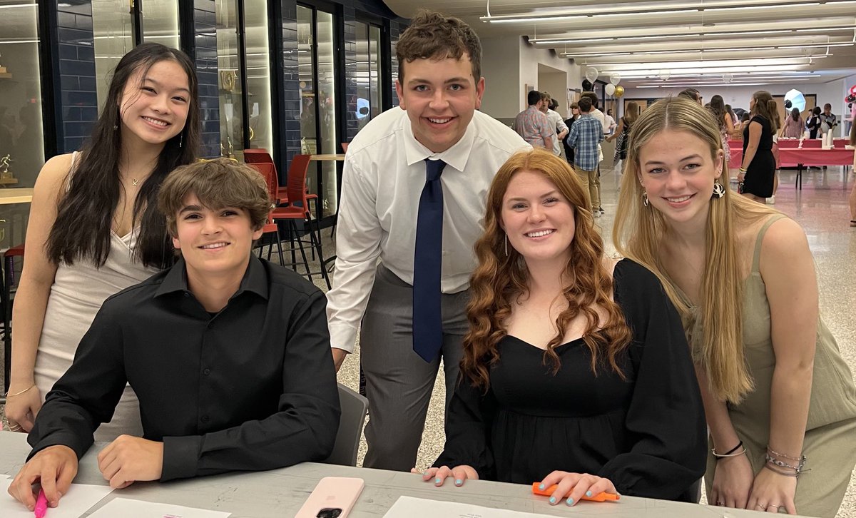 What an absolutely incredible night! Presenting...The Best Buddies Ball 2022! 

@BillHarner <a href="/QCSDnews/">QCSD News</a> <a href="/OfficialQCHS/">Quakertown Community High School</a> <a href="/QCHSPantherPack/">QCHS PantherPac</a>