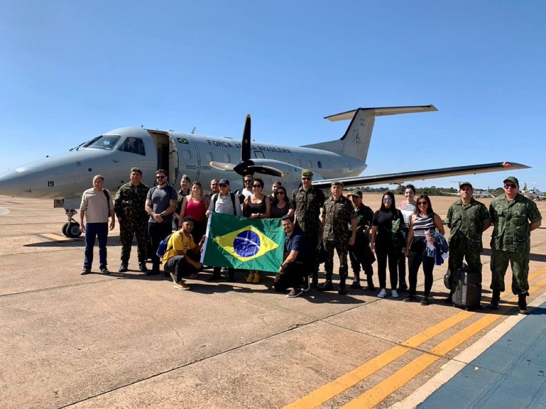 FtimaLessa4's tweet image. Hoje (29), uma equipe formada por engenheiros, técnicos e supervisores do #ProgramaCalhaNorte saiu de Brasília/DF com o objetivo de inspecionar 57 obras de infraestrutura em 26 municípios de Rondônia, além de outras 2, também de infraestrutura, em município do Amazonas.
👇🏽