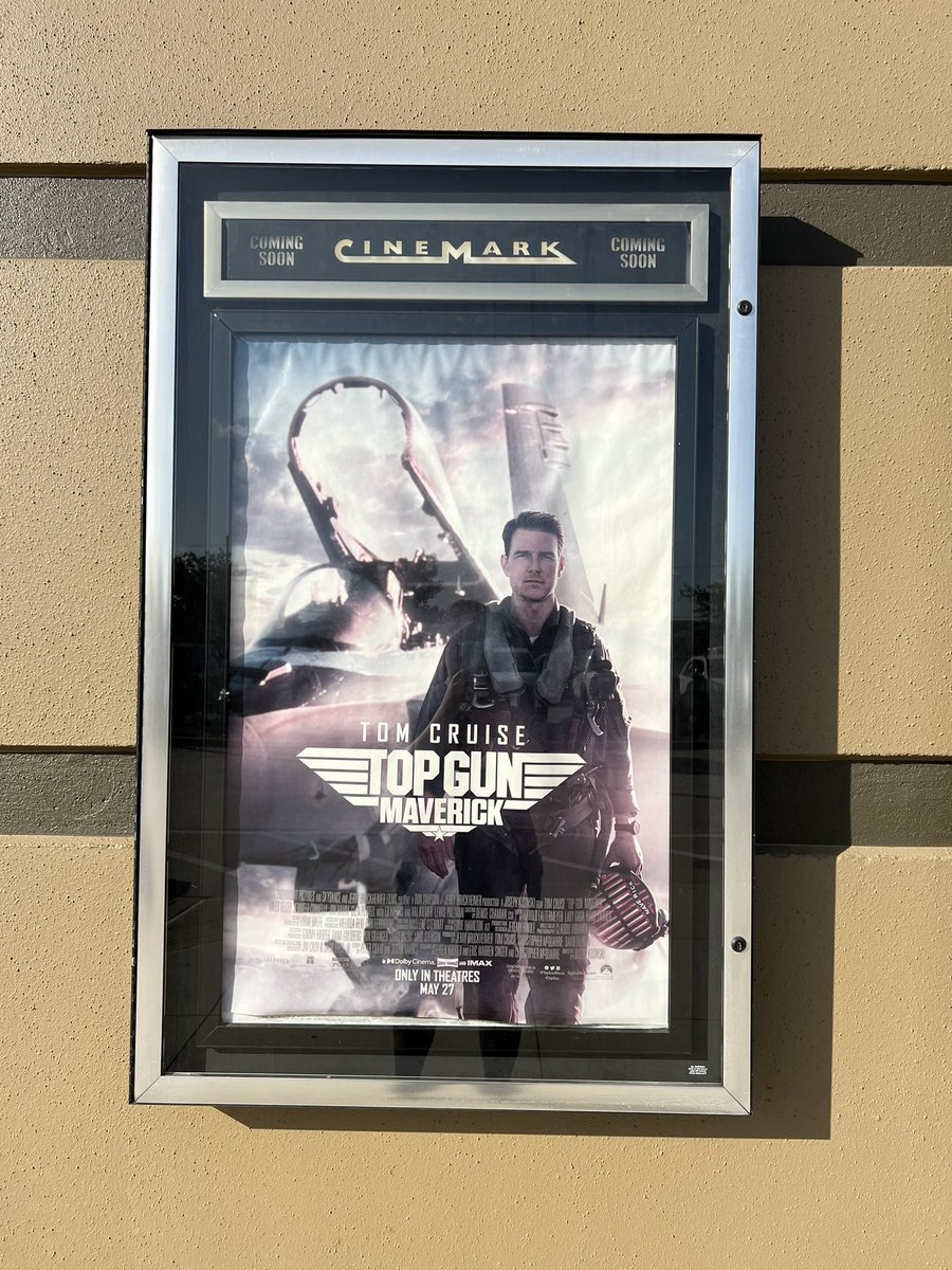this movie took me out of my twitter hiatus so it deserves a second tweet. such an epic movie and the *perfect* sequel if there ever was one. also, again, ❗️❗️Miles Teller❗️❗️ ridiculous how much I loved this movie. will 100% be going to see it again #TopGunMarverick #TopGun