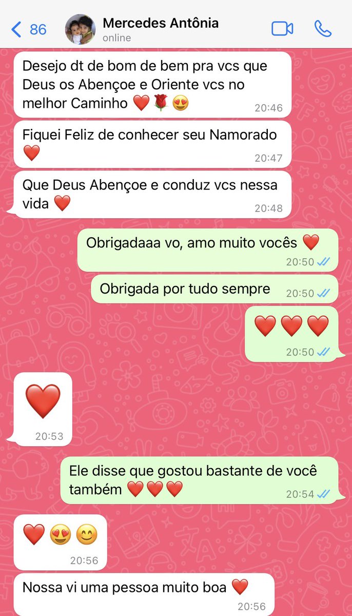 alane_thayse's tweet photo. Levei o Robert pra conhecer a minha família por parte de pai, e a minha vó depois: 😭😍 https://t.co/1SdJSjXdDO