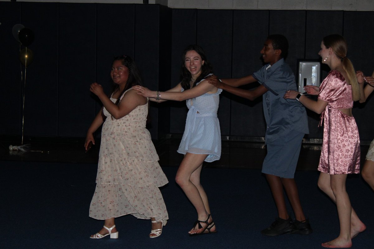 Dancing the night away! The Best Buddies Ball 2022! 

@BillHarner <a href="/QCSDnews/">QCSD News</a> <a href="/OfficialQCHS/">Quakertown Community High School</a> <a href="/QCHSPantherPack/">QCHS PantherPac</a>