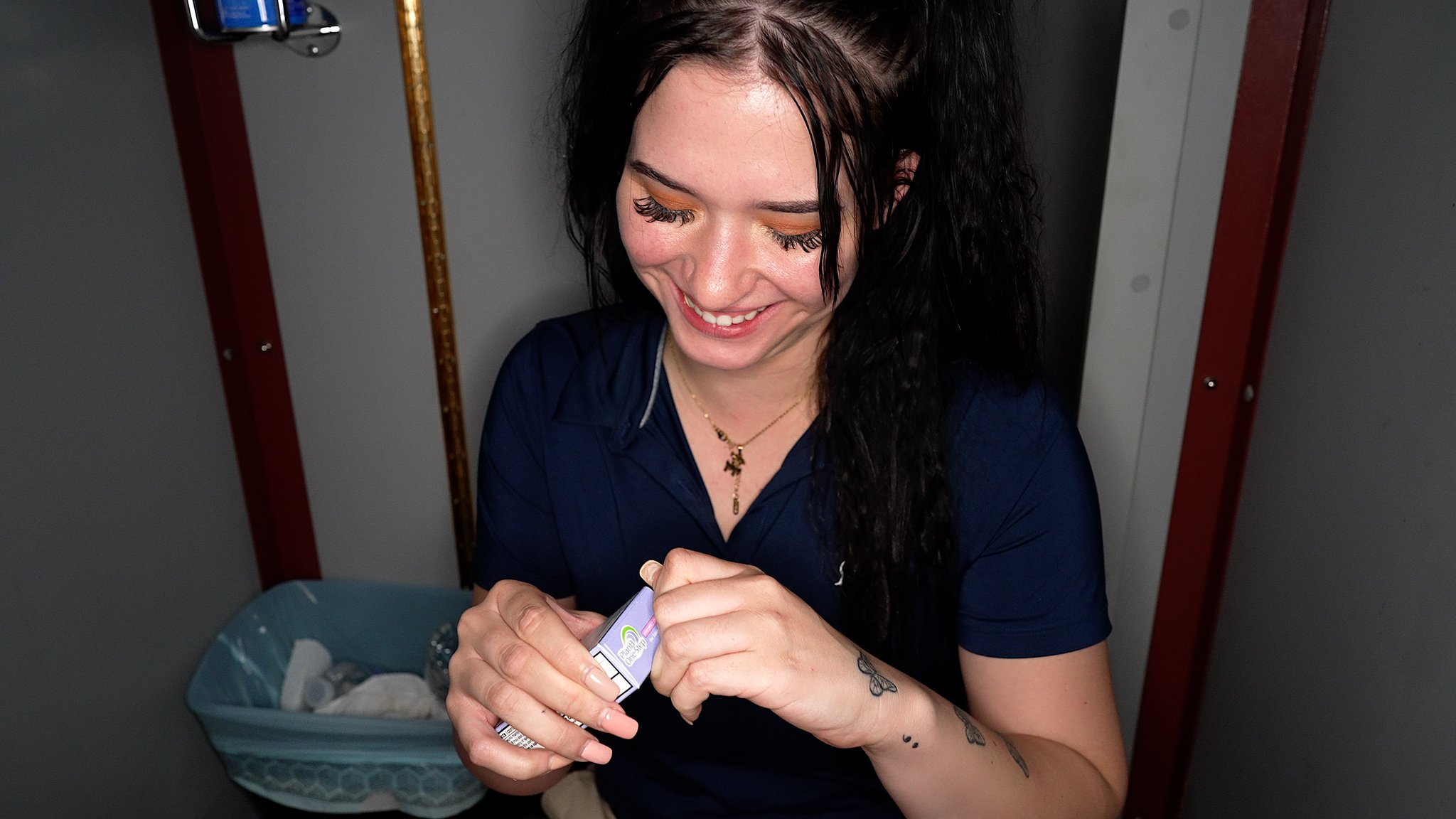 TW Pornstars - 4 pic. GloryholeSwallow. Twitter. Nursing the last cock of  the day before she has to go back. 4:18 AM - 18 May 2022