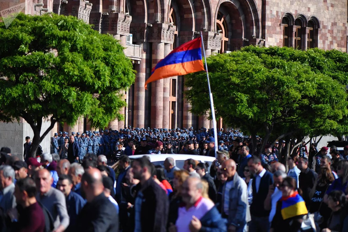 антироссийские демонстрации в армении