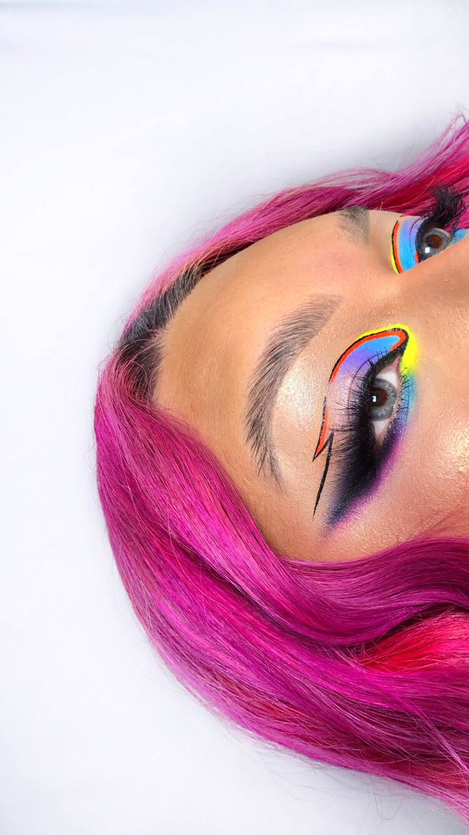 Maxglin's tweet photo. @ABHcosmetics https://t.co/TSyj2zCNpP https://t.co/I8ALcMcMWN