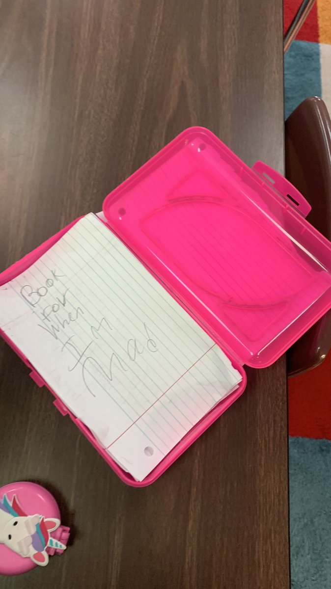 Rachael Light tweet media