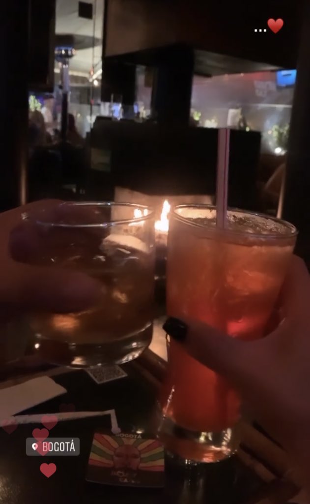 madelmarcast's tweet photo. …🖤 https://t.co/OqhvQEY4oF