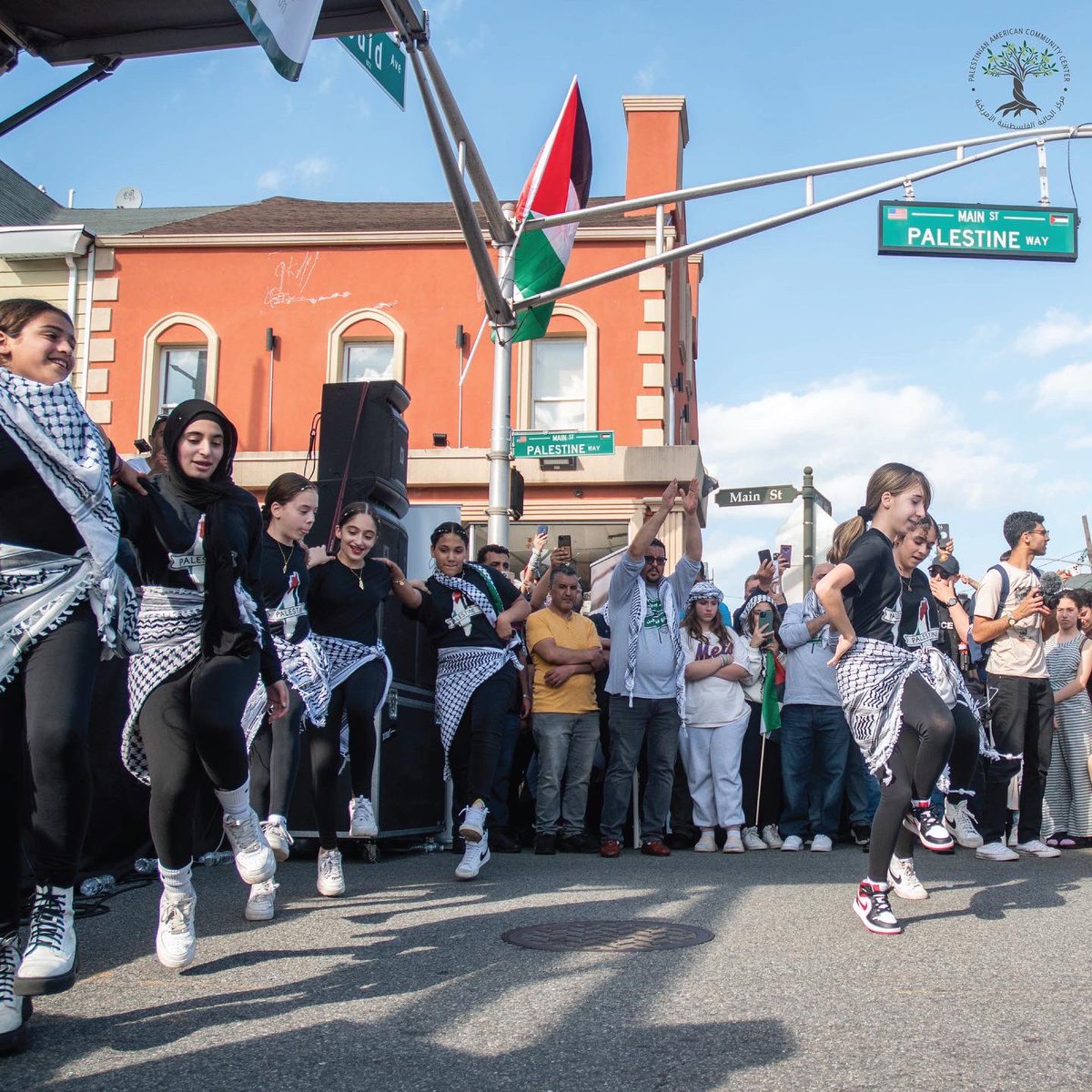 PACCUSA's tweet photo. Thank you to everyone who showed up this past Sunday to our Palestine Way Street Festival! 🇵🇸🇵🇸 Check out our full photo album on our facebook page! #PalestineWay https://t.co/HvSulm4Vfe