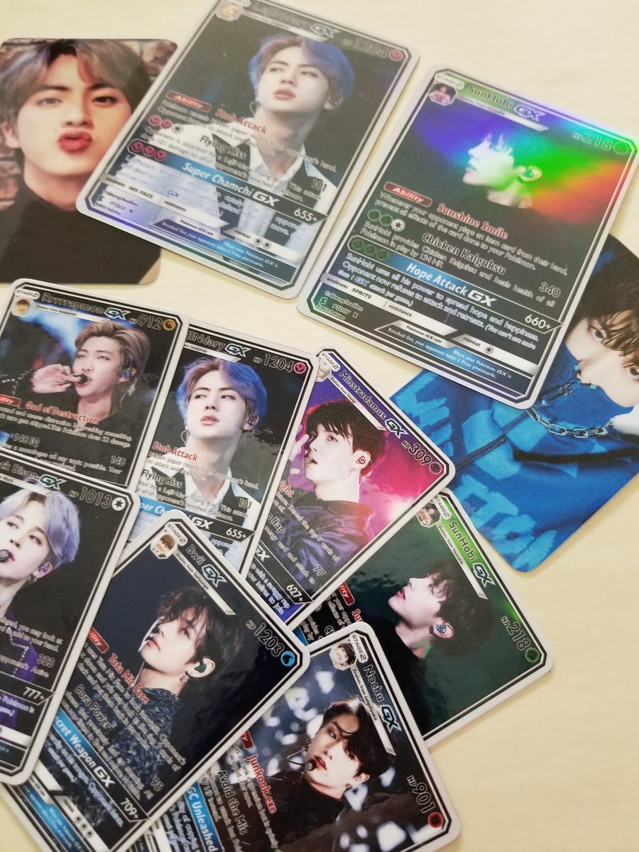 2seok_4skool's tweet photo. Thank-you for trading with us @DDAENGclaudibee 💜 These are sooo gorgeous in person 😭! 2seok - my heart!! So much fun details!
#CaughtEmAll
#bts #btsarmy #btsfreebies #ptd_on_stage_lv https://t.co/w7OUXFp1jR