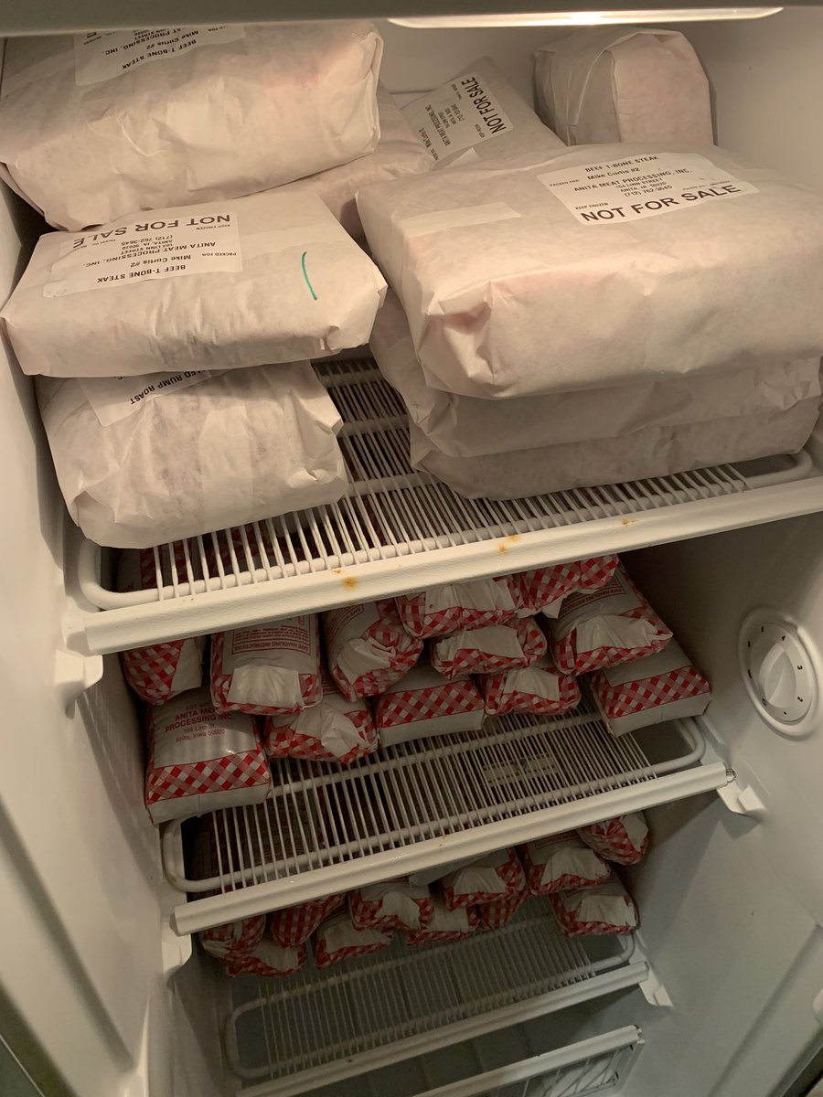 playhar11251971's tweet photo. #iowabeef don’t get any better. Home raised. 🥩🍔🤙🏻 yes please https://t.co/x8YiUyn1JR
