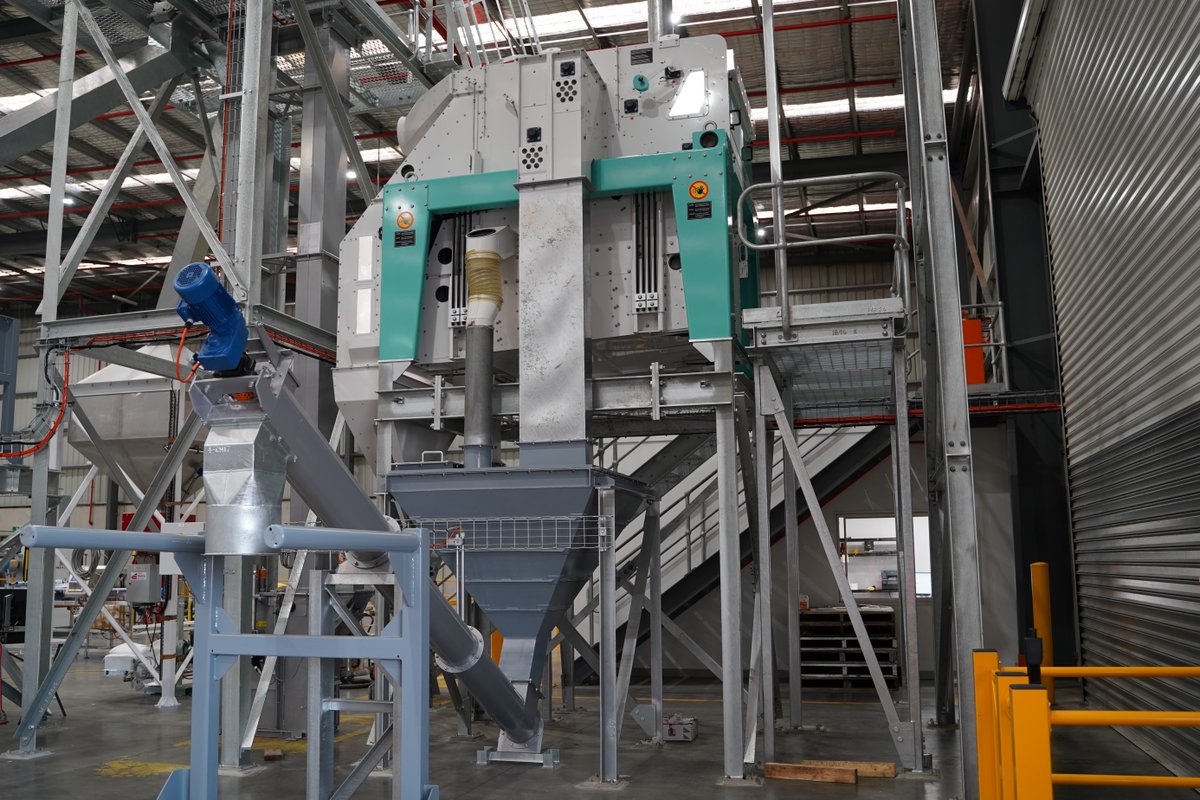 We are pleased to announce stage two of our new Melbourne distribution centre: A semi-automatic bagging line. This distribution centre and technology is one of a kind in Australia and is set to be fully operational June 2022.
cryermalt.com/cryer-malt-to-…

#cryermalt #grain #malt