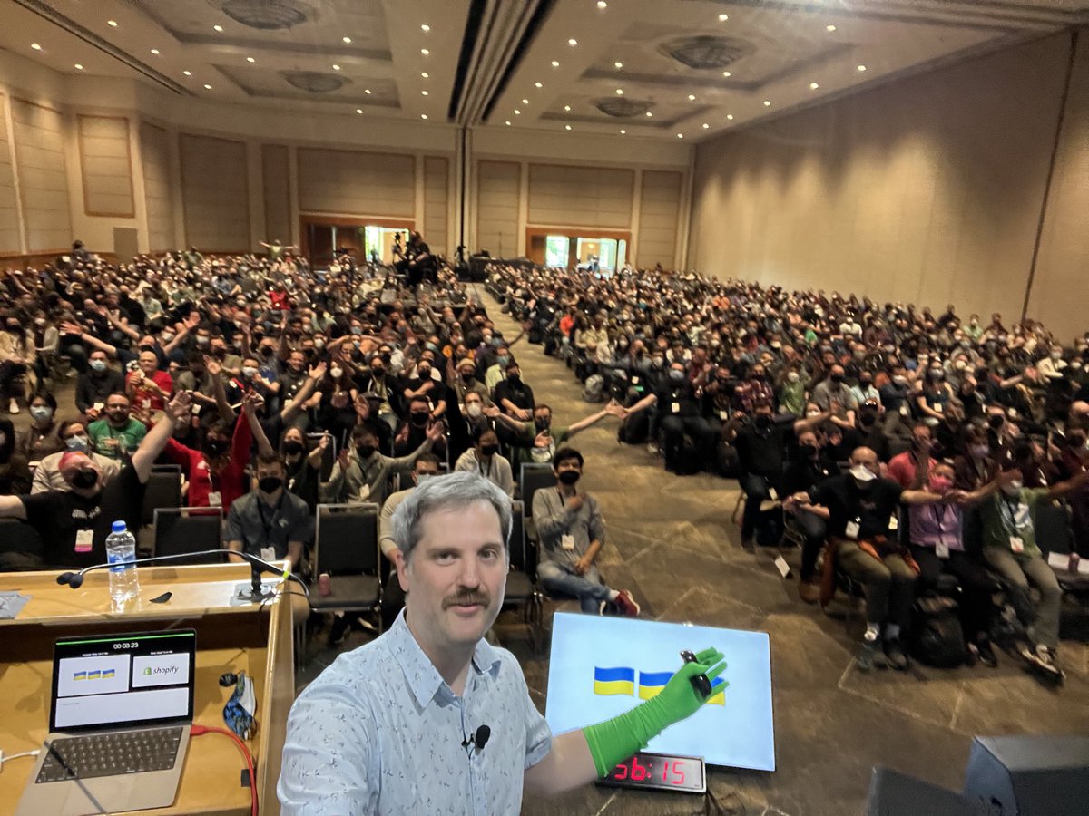 tenderlove's tweet image. RailsConf Friday hug dedicated to the Ruby devs in Ukraine!! #devsforukraine #railsconf
