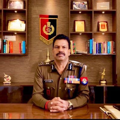 himantabiswa's tweet photo. Congratulations @lrbishnoiassam on his appointment as 
DGP @MeghalayaPolice. 
His experience gained in Assam will stand him in good stead to face policing challenges in Meghalaya. I wish him a glorious tenure ahead. https://t.co/iRyHjNxKPv