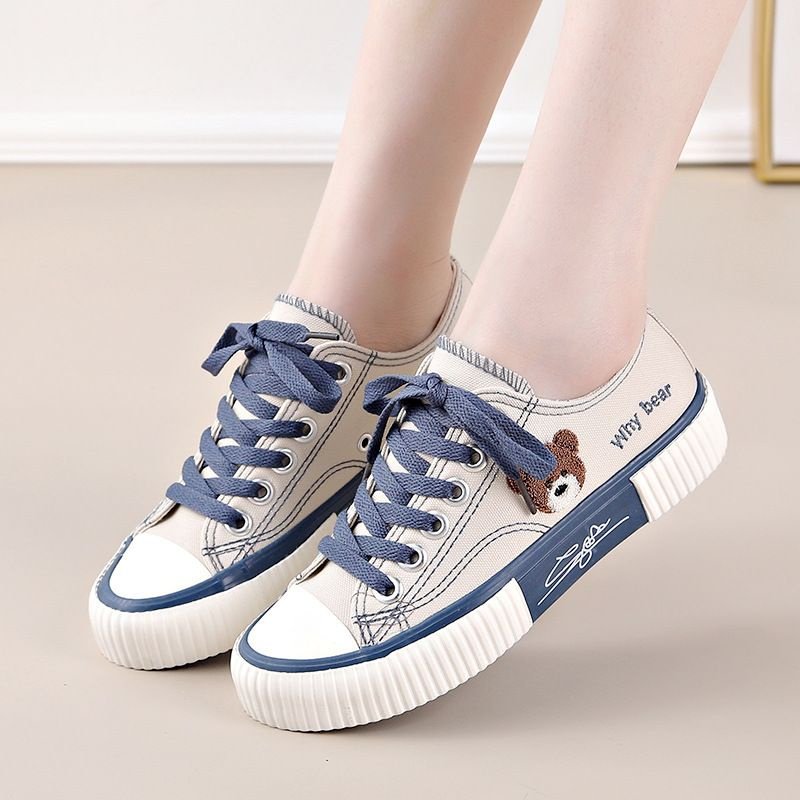 suka_share's tweet photo. ✨ Rekomendasi Sepatu ala Korea 2 ✨

Buat yang ini ada beruangnya, suka bangettt, rekomended! ❤️❤️❤️
https://t.co/sulwcSy6mz

#racunshopee #FYP #ShopeeID https://t.co/8BHqRCIen9