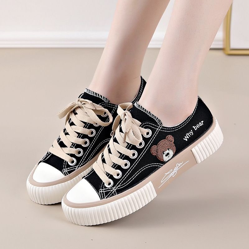 suka_share's tweet photo. ✨ Rekomendasi Sepatu ala Korea 2 ✨

Buat yang ini ada beruangnya, suka bangettt, rekomended! ❤️❤️❤️
https://t.co/sulwcSy6mz

#racunshopee #FYP #ShopeeID https://t.co/8BHqRCIen9
