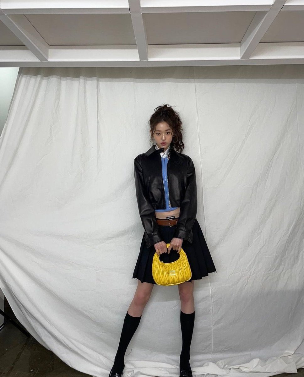 ❦ tweet media
