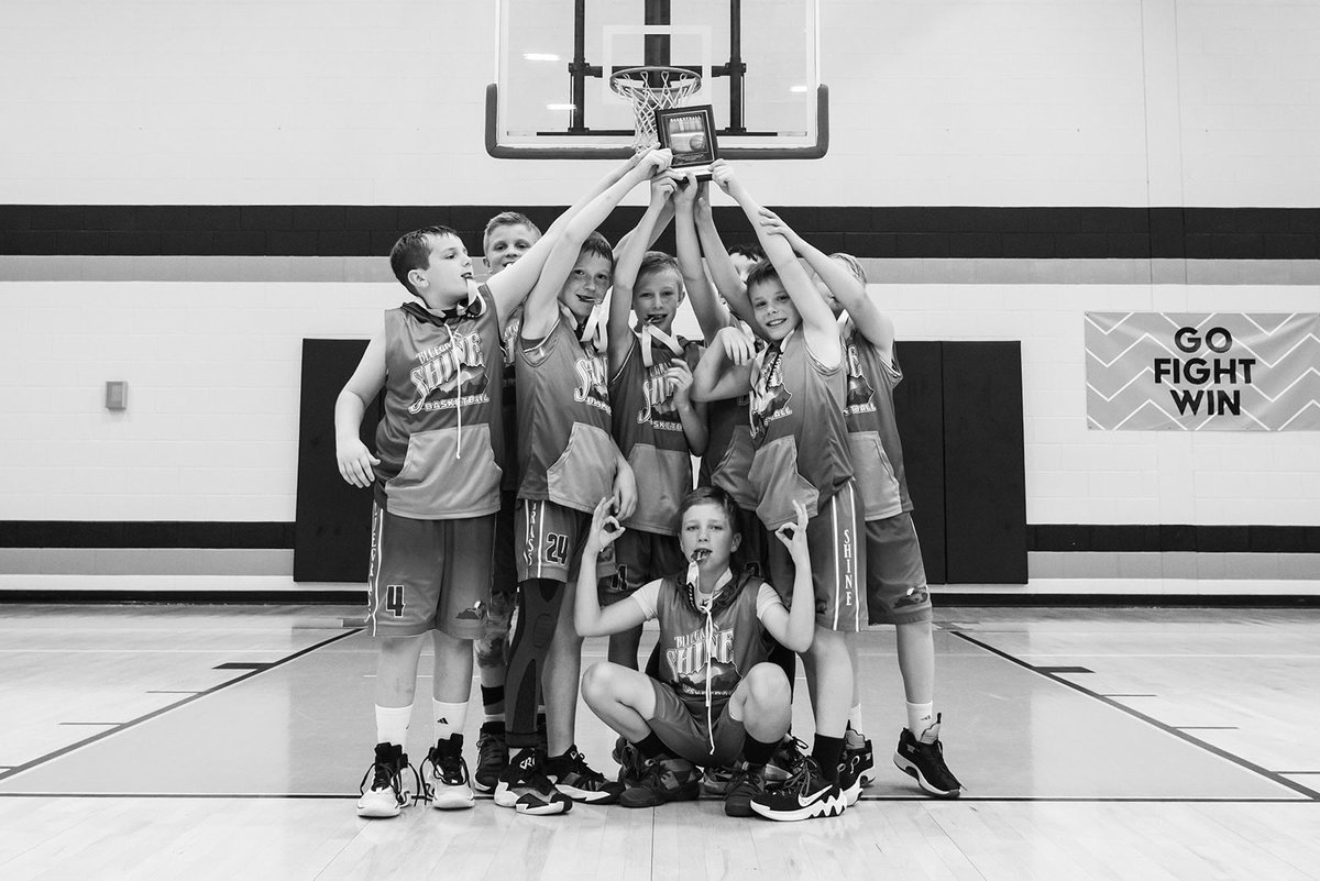 bluegrass_shine's tweet photo. Buckeye Storm Classic 4th Grade Champions! Extremely proud of our boys. Competed against some fantastic teams this past weekend. #NotAboutToday #BluegrassShineBasketball #GoShine https://t.co/ahItl0gVlj
