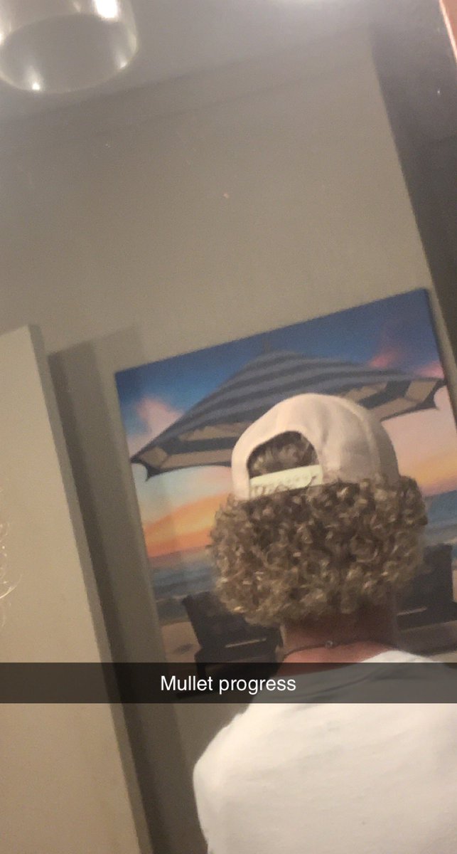 Wxsps's tweet photo. Mullet man 😏 https://t.co/3B5DVcBiua
