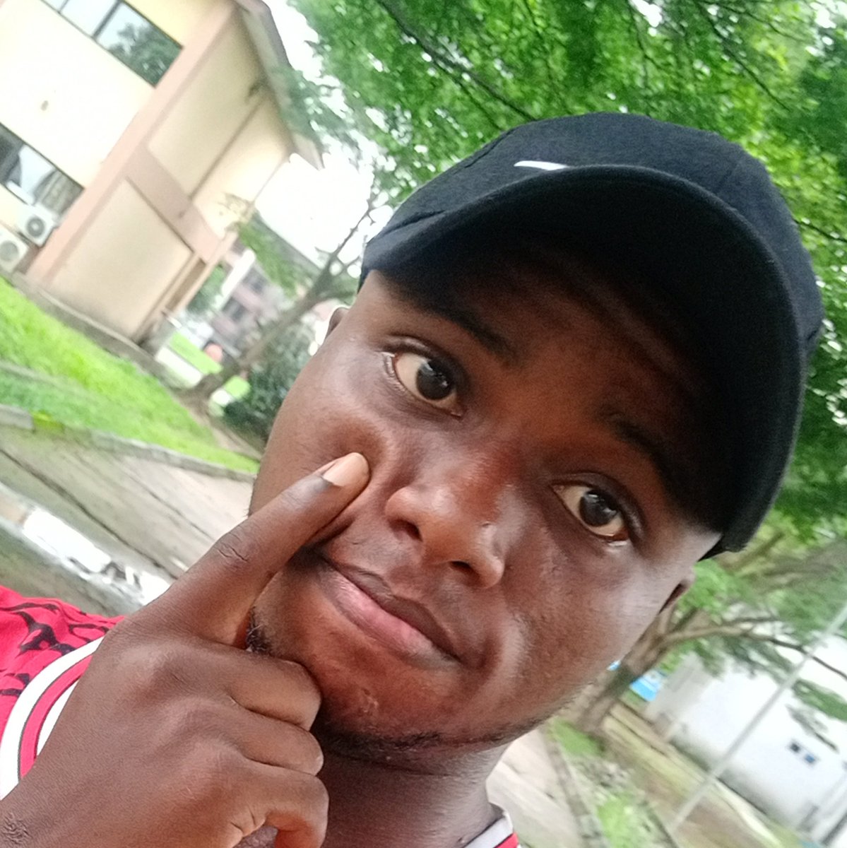 MusaUcheCollin2's tweet photo. #NewProfilePic https://t.co/0ykP4crtYG