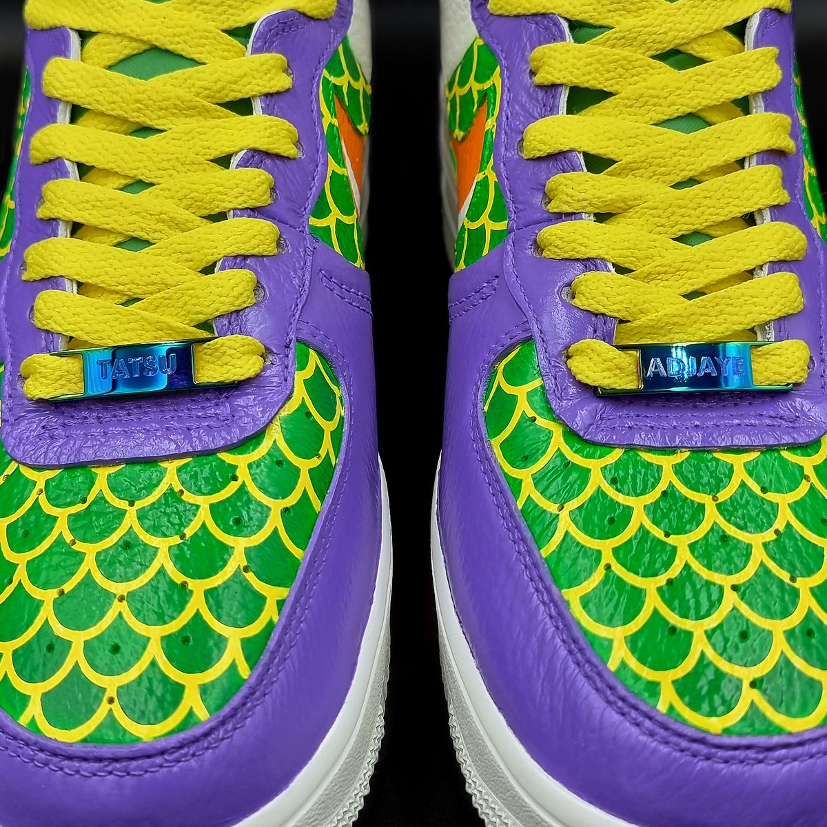 SekureD's tweet image. Detailed photos for my latest custom commission for a holders #CloneX. Love how these came together 🙌