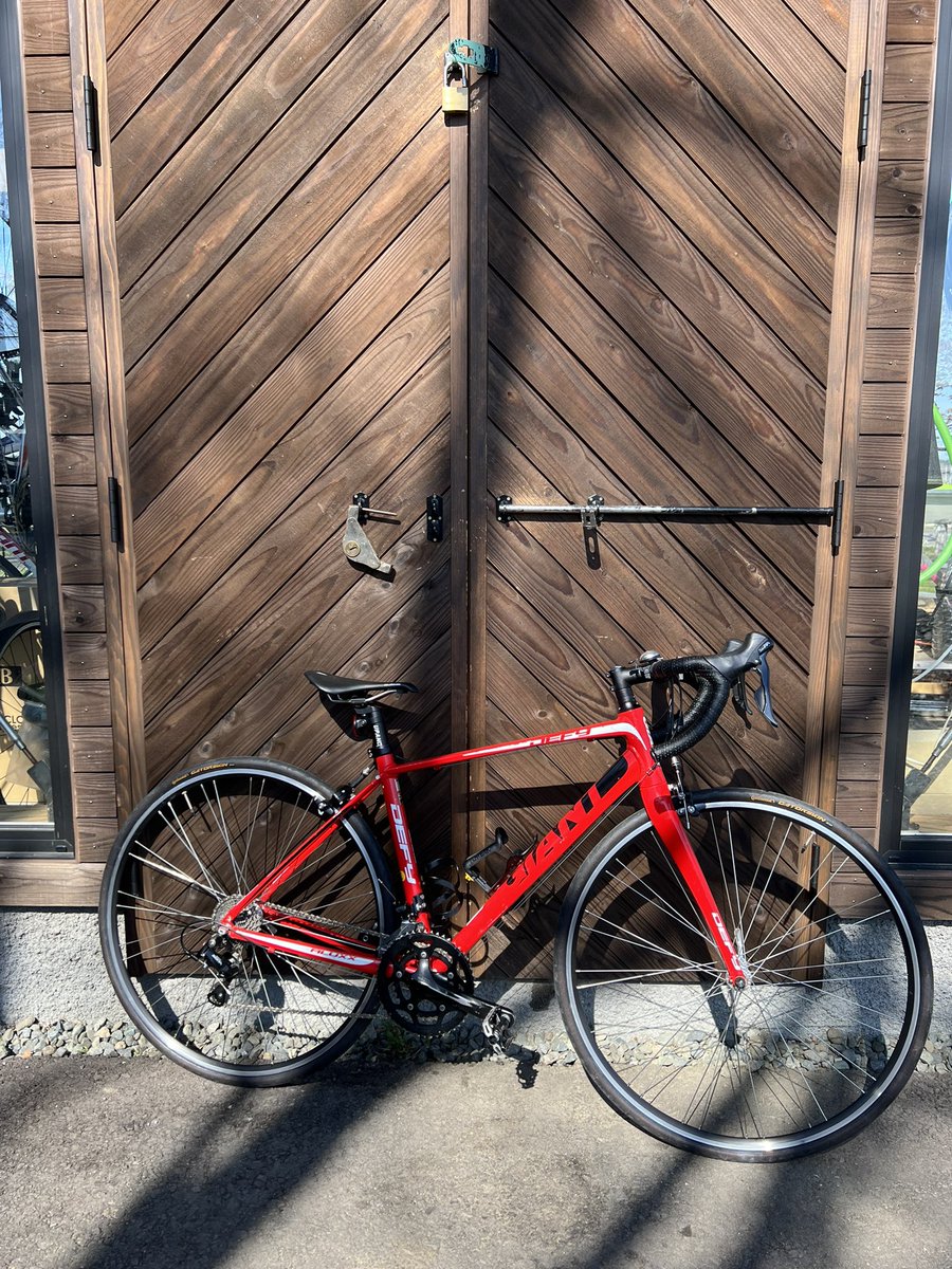 hokkaido_east's tweet photo. 新しく増えたレンタサイクルの仲間達 #GIANT #DEFY3 2013年モデル🚲Sサイズ🚴♀️TT530mm🚴ST465mm🚴♂️ほぼSORA仕様、シフター3000、クランク3550の50-34T、F.Rディレーラーは3500、スプロケは珍しい27-11Tの9SブレーキはPROMAX?RC452でブレーキシューを6700のULTEGRAに交換!無事TSマーク取得、点検修了🆗 https://t.co/dKAvltdrFN