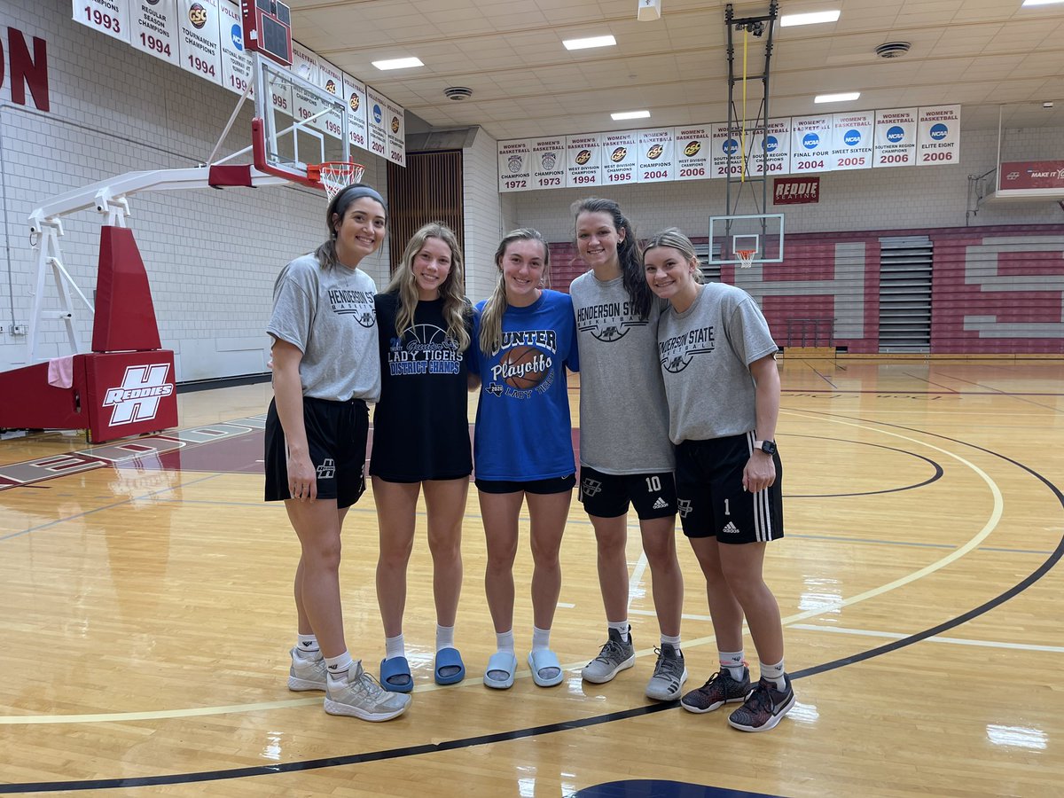 I had an amazing experience at <a href="/ReddiesWBB/">Reddie Women’s Basketball</a> elite camp last weekend! Thank you <a href="/Coach_JThomas/">Jill Thomas</a> and <a href="/coach_harveywbb/">Christina Harvey</a>!