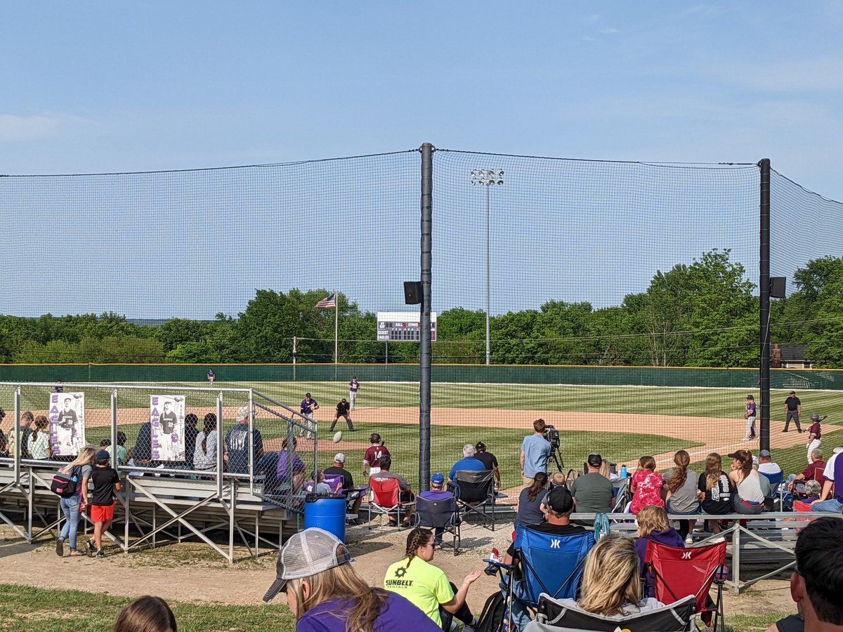 MsBrannockFG's tweet photo. Beautiful day for a district championship!! Congrats @EagleBaseballFG!!! 🦅 https://t.co/3t5oczLW70