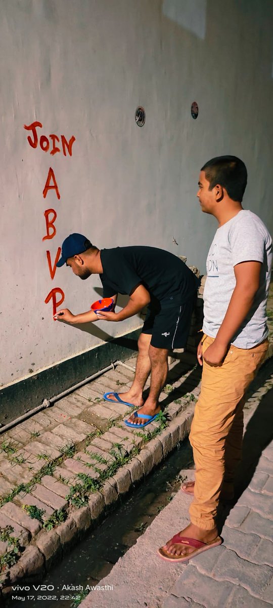 KatiyarKheri's tweet photo. #ABVP_LAKHIMPUR_KHERI
#दीवार_लेखन
#wall_writing
विश्व के सबसे बड़े छात्र संगठन से जुड़े।। #JoinABVP
#Abvp_lakhimpur https://t.co/rsEB3aLSKc