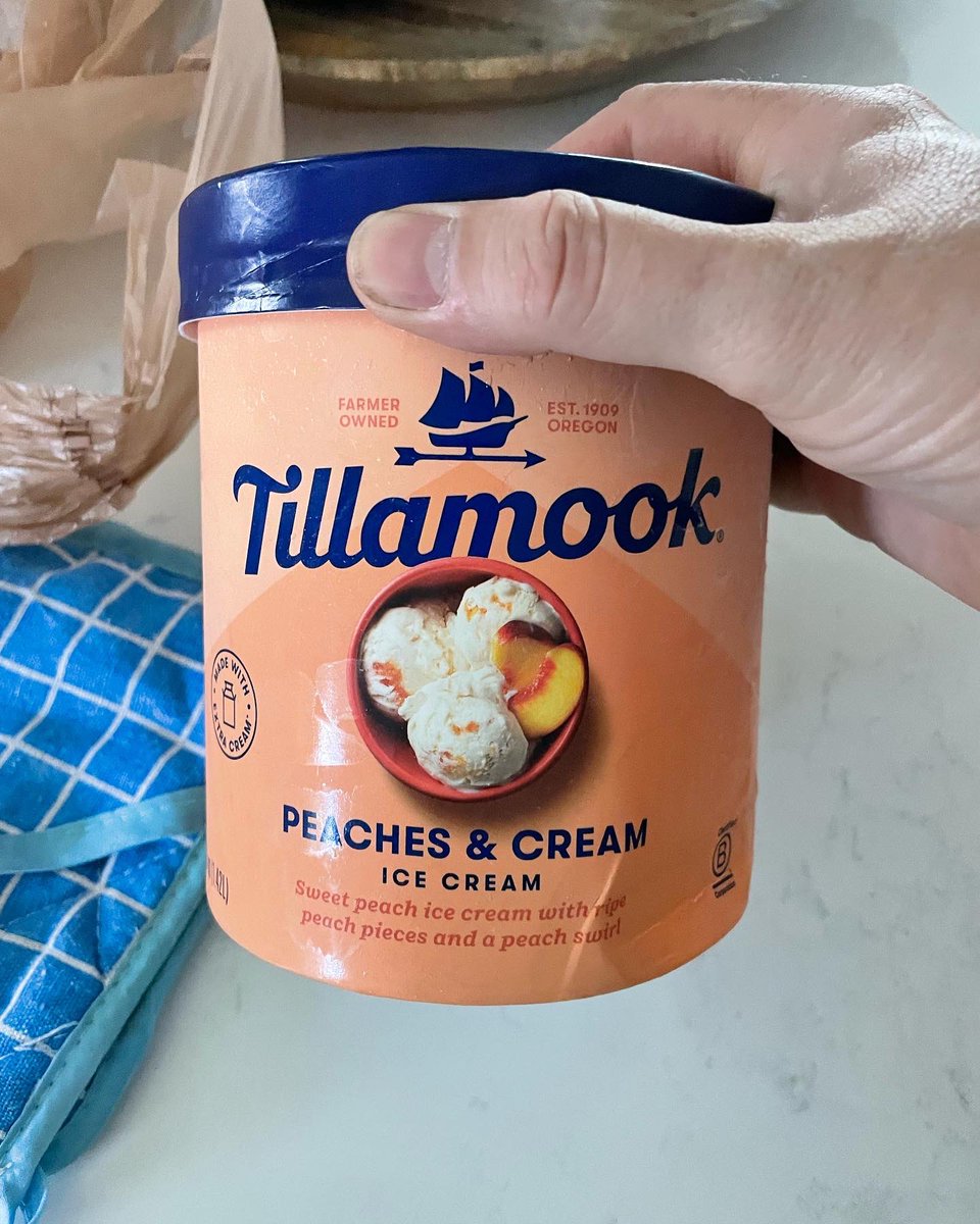 Just fixed a bowl of this @TillamookDairy peaches and cream ice cream with a drizzle of @WoodfordReserve over the top. I really meant to take a pic but as soon as I sampled it, it was gone. And the same thing happened to my second bowl. #ScoopCreamier