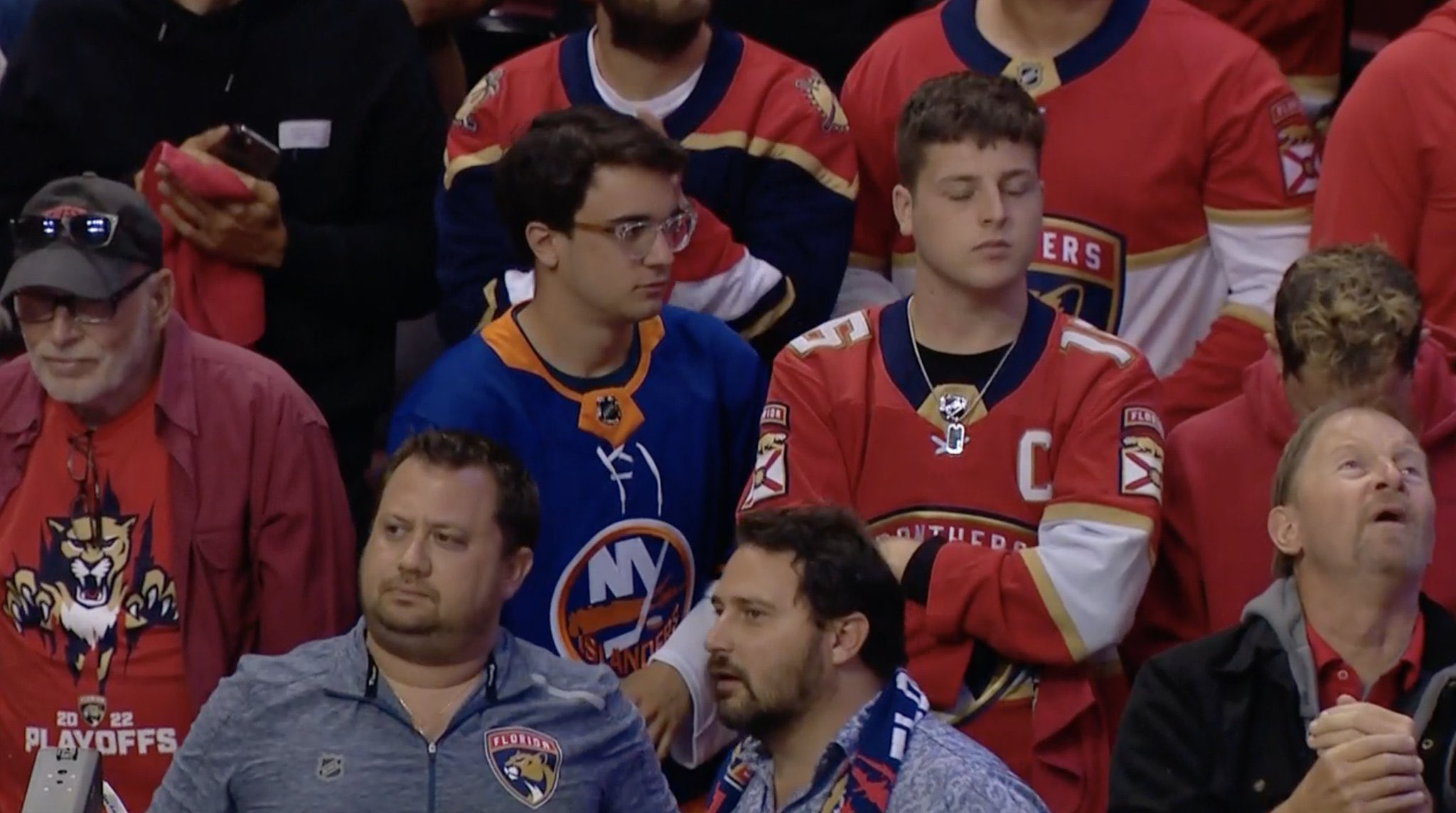 Rob Taub on Twitter "The Isles made it to the playoffs! 😜 https//t