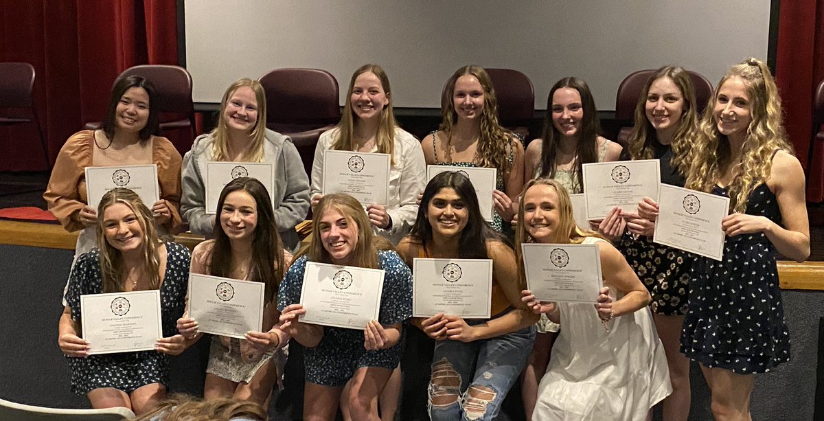 NCHSwaterpolo's tweet image. A special awards night. Hunter, Shiffer, Russo All-conference. Same three plus Jurcich All-Sectional! But what are we most proud of as coaches? 100% of our letter winners met the standard for Academic All-Conference! STUDENT-Athletes! @NCHSOFFICIAL @NCHSRedhawks @Naperville203
