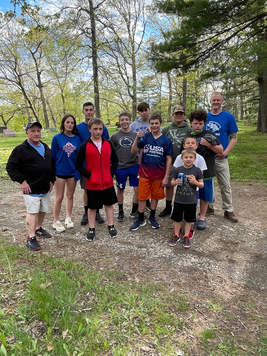 Members &amp; parents of the OA wrestling program helped to honor our war veterans ahead of Memorial Day by placing American flags next to the their graves at Evergreen Cemetery this evening. Special thanks to the VFW of Owego for inviting us to participate! <a href="/OFAAthletics1/">OA Athletics</a>