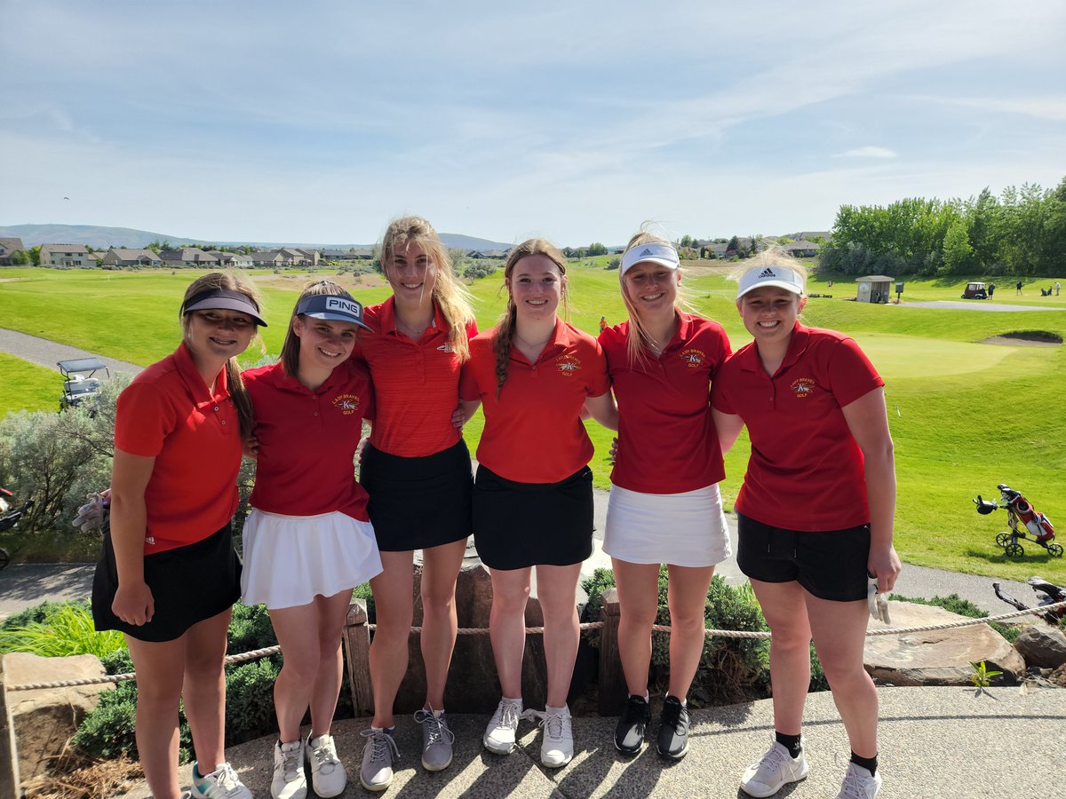 These girls started day 2 of districts in 5th place. Everybody had a great round today &amp; jumped up to 3rd place, just missing a trip to state. Proud of all these ladies!!