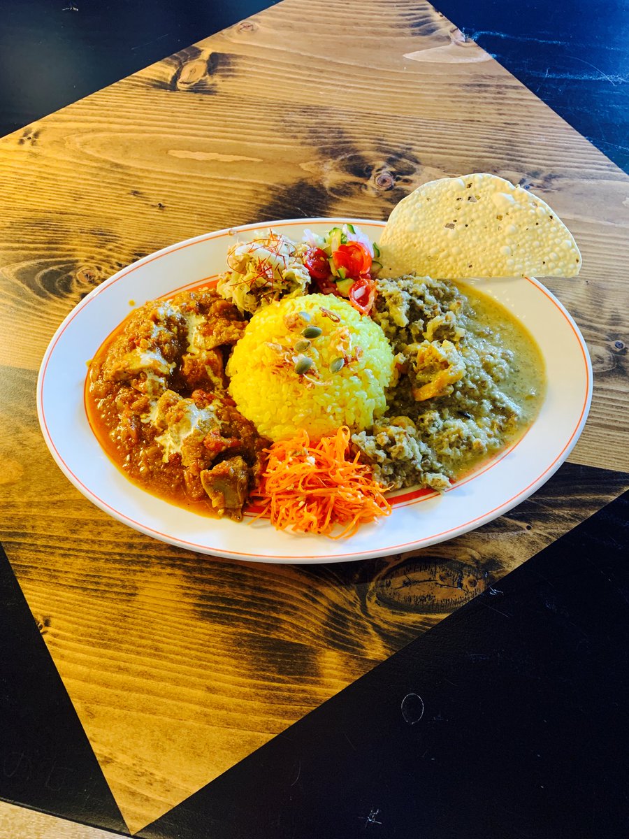 curryshop_take's tweet photo. 本日、11時30分からopenします！
ヨロシクお願いします🙇‍♀️🍛✨😊
#カレー屋タケちゃん
#スパイスカレー
#那覇市壺屋 https://t.co/4HaKaaCkdD