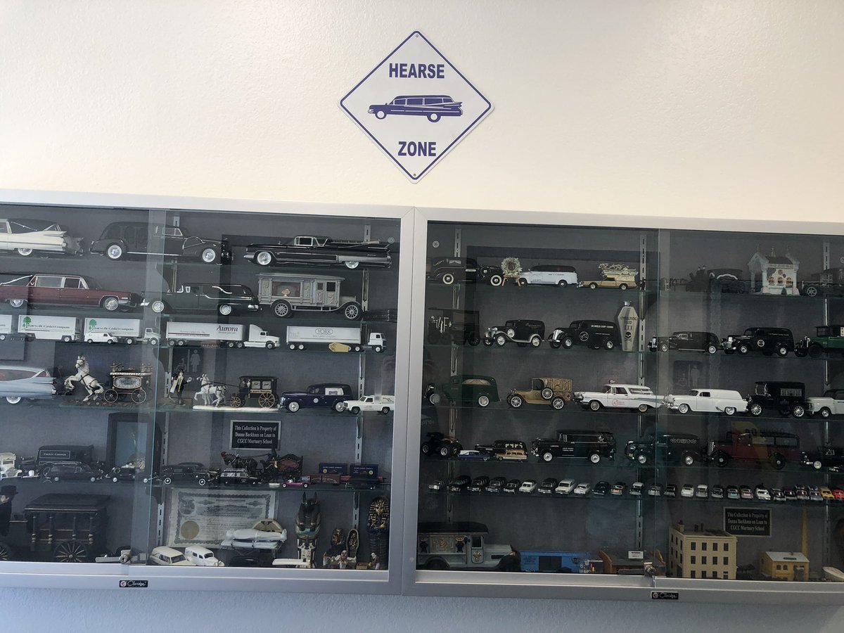 ed_advice_tice's tweet photo. #STEM Academic &amp; Career Advisors toured the #mortuaryscience building today. There are so many exciting STEM spaces at #ChandlerGilbertCommunityCollege Williams &amp; Pecos campuses.   #cgcc #communitycollege https://t.co/Ma552S9Eay
